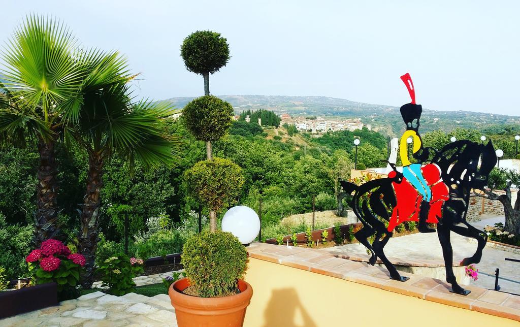 Villa Giulia Del Cavaliere Castrovillari Luaran gambar